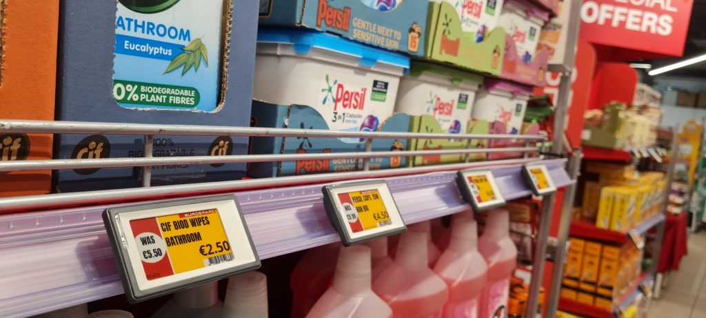 Boost in store sales with VUSION Engage labels